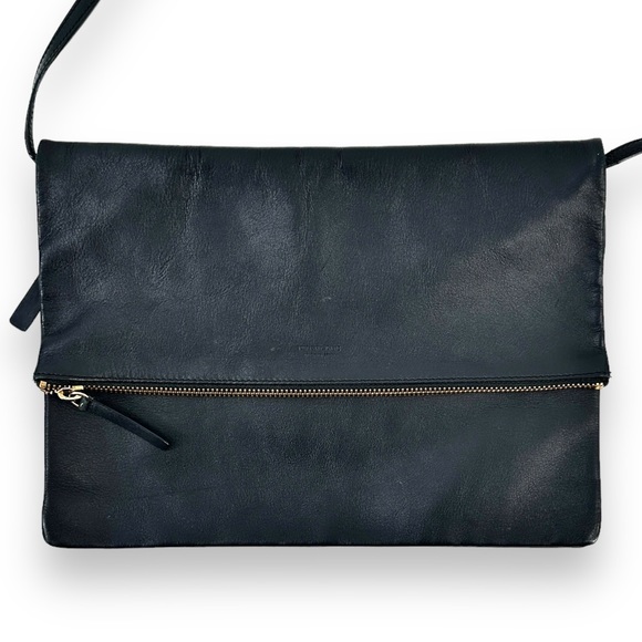 Everlane Handbags - Everlane Black "The Foldover" Leather Crossbody Bag